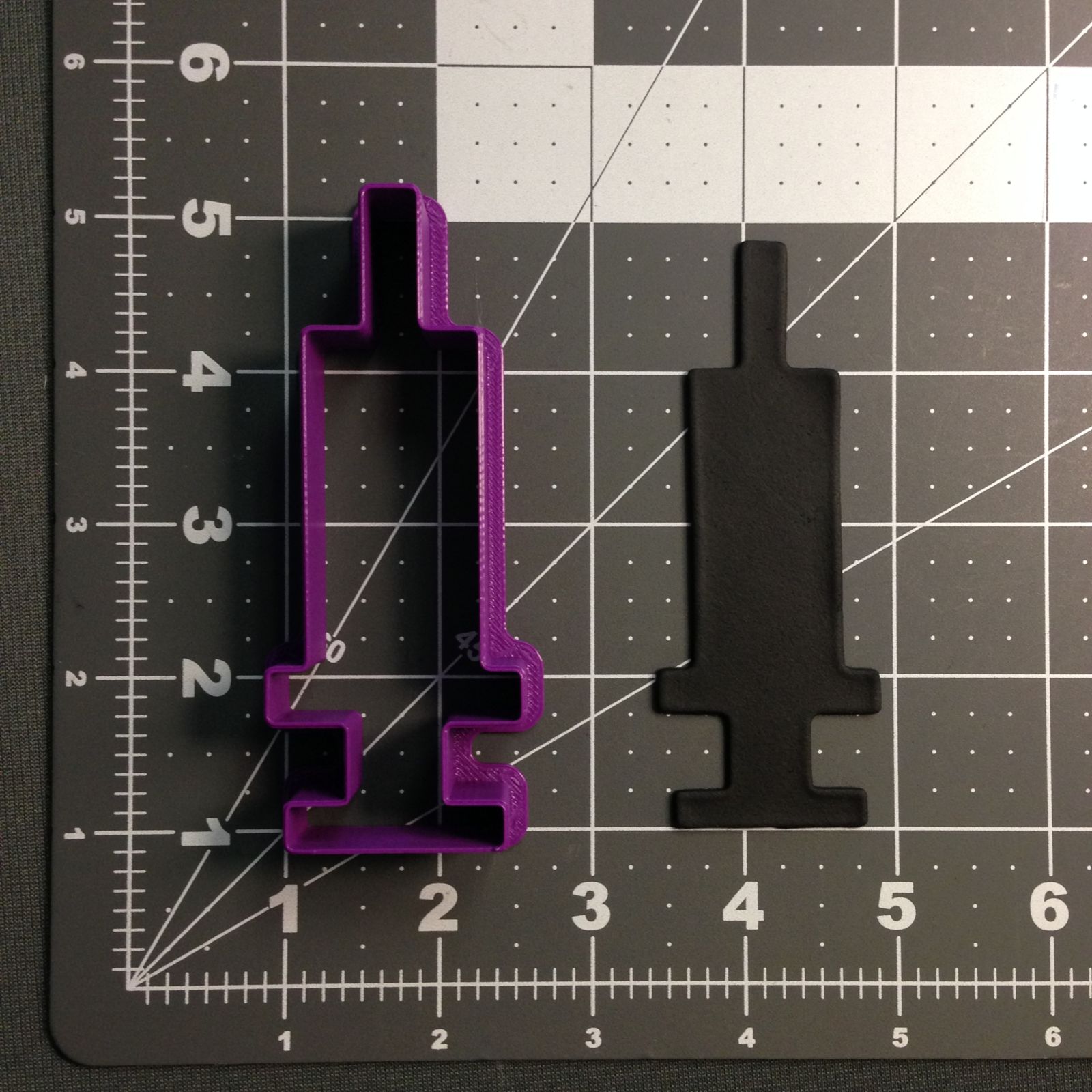 Syringe 100 Cookie Cutter